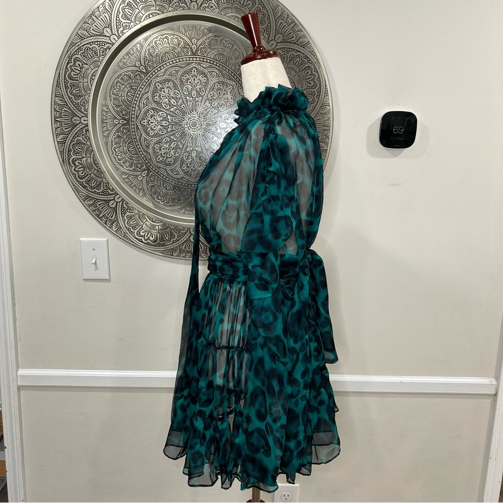 NWT Gigiis Green and Black Cheetah Print Dress with Belt Size Medium - Picture 8 of 10